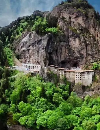 Luxury Monastery & トラブゾン