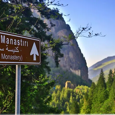 Luxury Monastery & Apartmán *